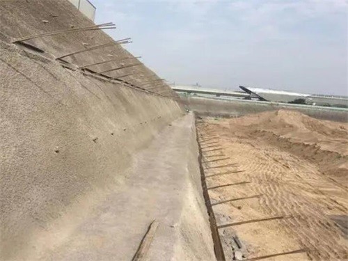 盐山河道边坡加固
